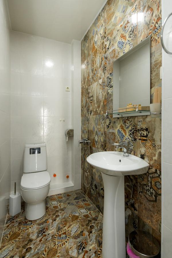 Big Family Guest House Tbilisi Exteriör bild